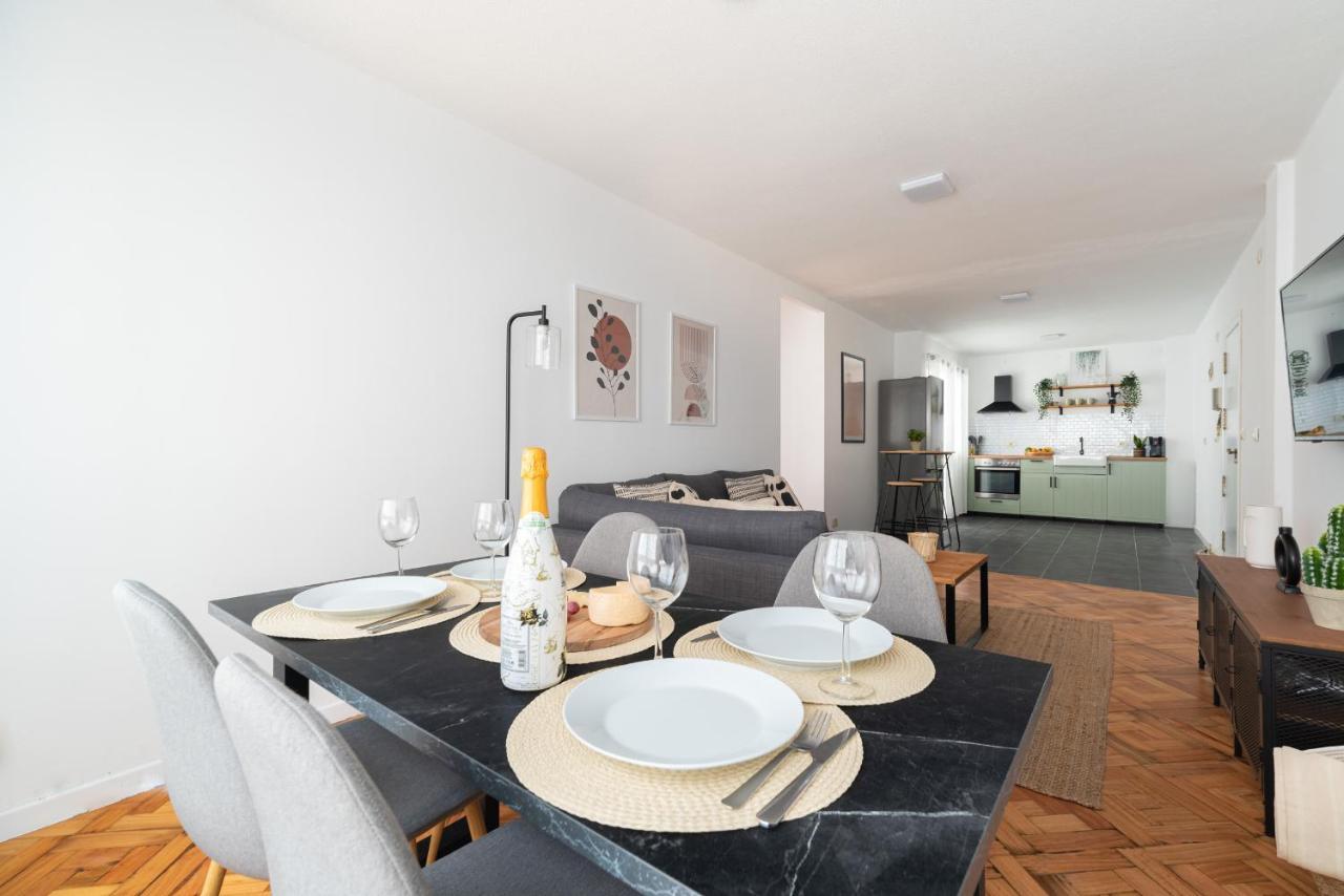 Moderno Apartamento Con Parking Lägenhet Vigo Exteriör bild